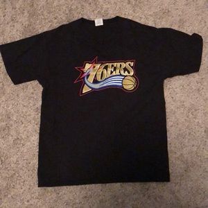 Iverson 76’ers shirt